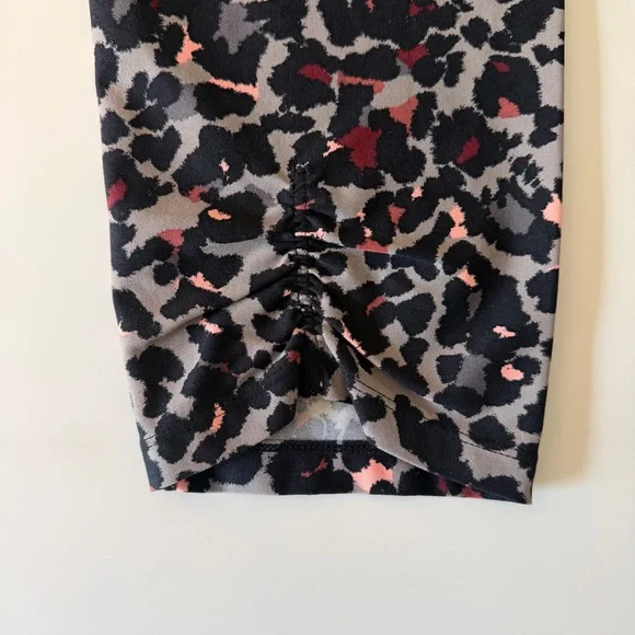 Calvin Klein Performance Capri Leggings - Picture 3 of 4